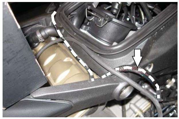 DYNOJET 2019-2020 Ducati Panigale V2 Power Commander 6 Installation Guide - Route the PC6 harness branch with the pair of 3-pin